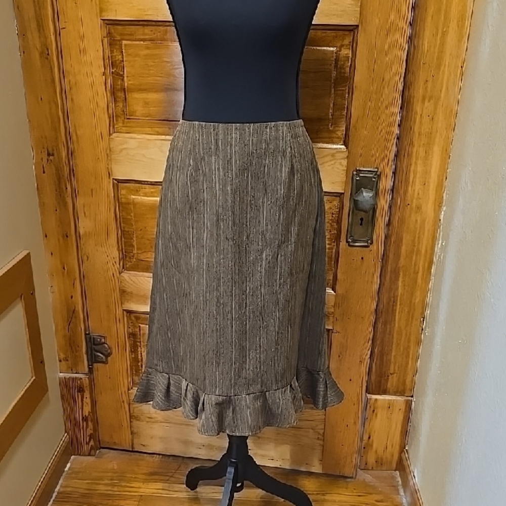 Sweet Woman Suit Brown Pinstripe Skirt Suit 14W - Picture 5 of 5